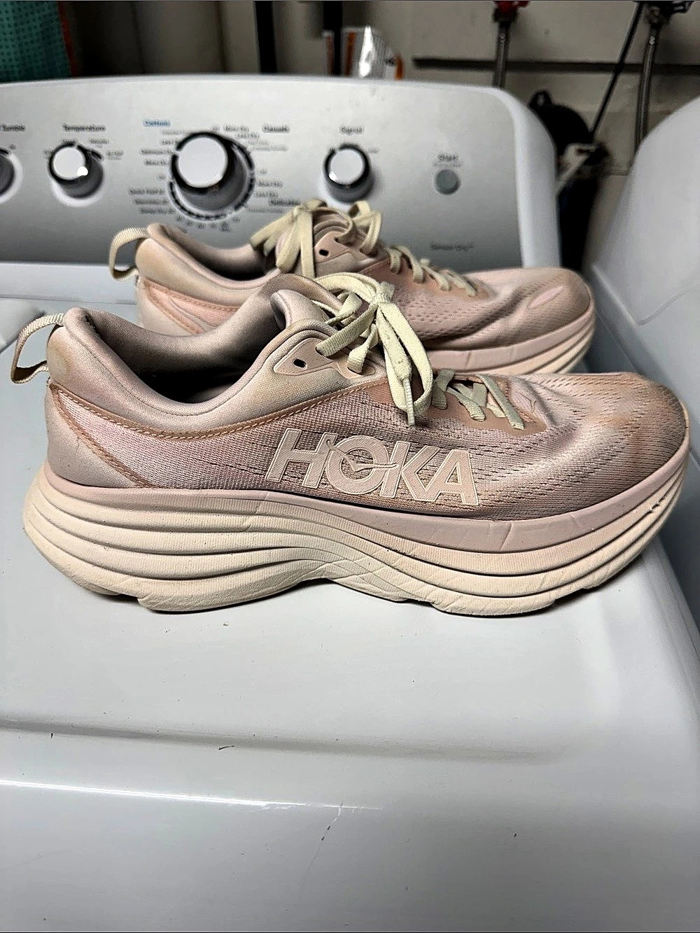 Hoka Bondi 8 Women's Athletic Shoes Pink & Cream size 10